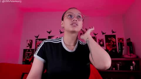 Snapshot of lilith_deveraux_ chatting on 02/17/26, 03:40 MISTRESS LILITH online show from 02/17/26, 03:40