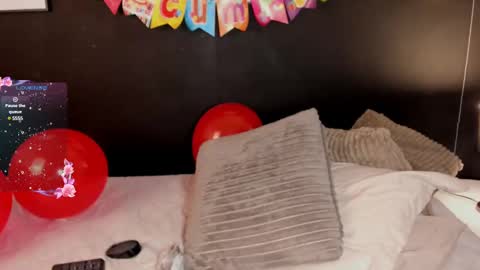 Snapshot of lilith_dh chatting on 02/19/25, 02:44 Lili online show from 02/19/25, 02:44