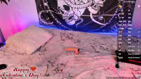              online show from 02/15/25, 04:47