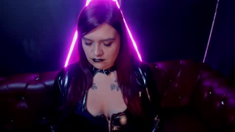 Snapshot of lilith_levonee_ chatting on 12/02/24, 11:51 Lilith online show from 12/02/24, 11:51