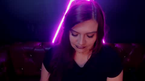 Snapshot of lilith_levonee_ chatting on 12/07/24, 09:39 Lilith online show from 12/07/24, 09:39