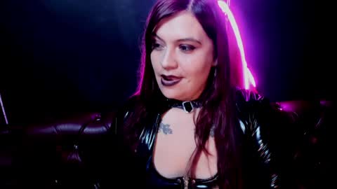 Snapshot of lilith_levonee_ chatting on 01/18/25, 04:26 Lilith online show from 01/18/25, 04:26