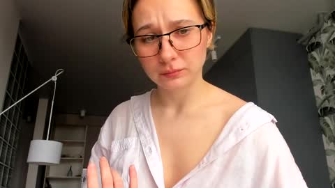 lilith online show from 04/09/26, 01:49