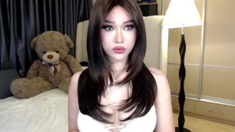 Snapshot of lilith_mazikeen69 chatting on 01/08/25, 08:18 QUEEN LILITH BORBON online show from 01/08/25, 08:18