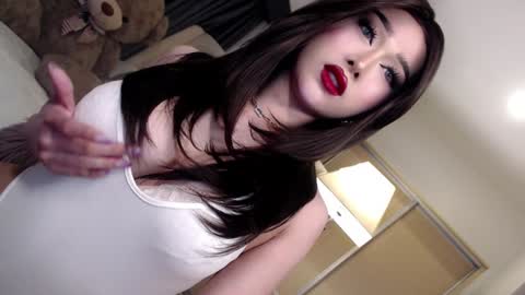 Snapshot of lilith_mazikeen69 chatting on 01/13/25, 06:27 QUEEN LILITH BORBON online show from 01/13/25, 06:27