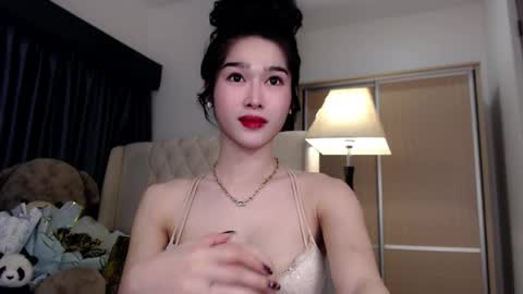 Snapshot of lilith_mazikeen69 chatting on 06/06/26, 10:36 QUEEN LILITH BORBON online show from 06/06/26, 10:36
