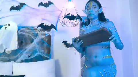 Snapshot of lilith_nocturne chatting on 10/04/25, 07:01 Lilith Nocturne online show from 10/04/25, 07:01