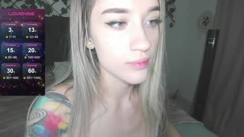 Snapshot of lilith_parker chatting on 12/28/24, 03:37 Lilith Parker online show from 12/28/24, 03:37