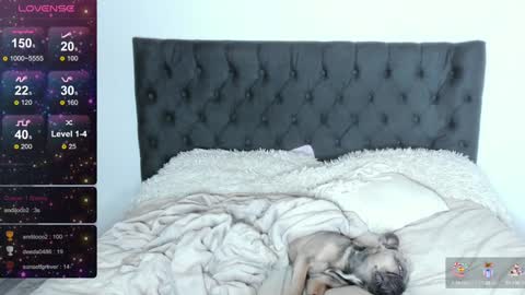 Snapshot of lilith_parker chatting on 02/02/25, 10:57 Lilith Parker online show from 02/02/25, 10:57