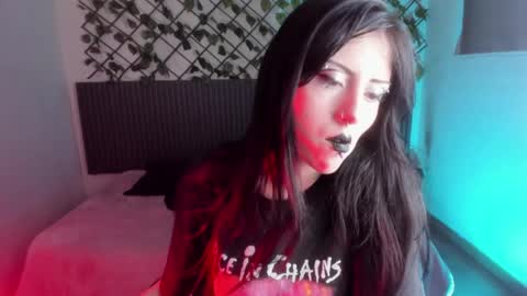 Lilith Patton  online show from 04/01/26, 01:41