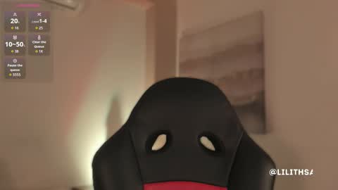 lilith_sage_ online show from 11/18/25, 11:47