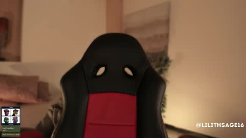 lilith_sage_ online show from 11/25/25, 11:43