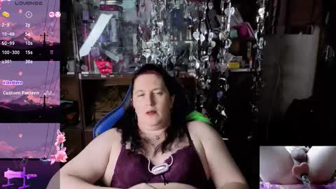 Snapshot of lilith_samedy chatting on 02/26/26, 12:26 Lilith Shumerian online show from 02/26/26, 12:26