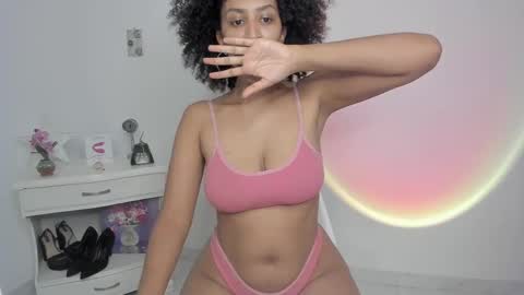 Alejandra  online show from 09/10/25, 04:12