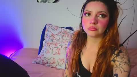 Snapshot of lilithandjacob chatting on 06/15/26, 09:39 online show from 06/15/26, 09:39