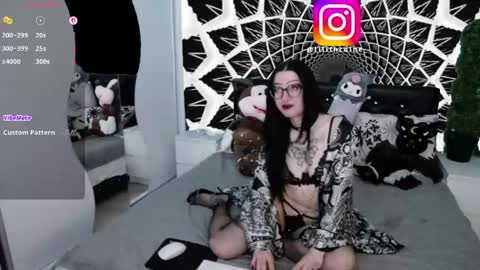 Lilith Caine online show from 04/23/26, 06:36
