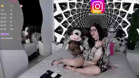 Lilith Caine online show from 05/10/26, 04:45