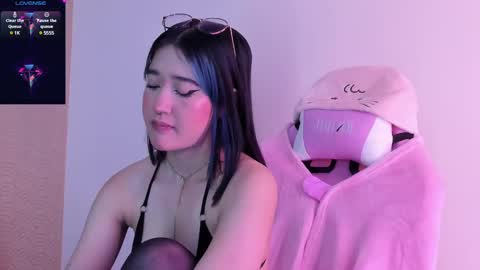 Snapshot of lilithcary chatting on 01/21/25, 08:11 Lilith online show from 01/21/25, 08:11