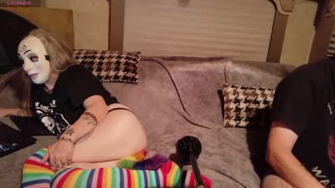 Snapshot of lilithjamiez chatting on 10/05/25, 01:37 LilithJamiez online show from 10/05/25, 01:37