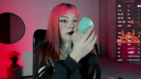 Snapshot of lilithmadness chatting on 03/09/25, 03:32 Lilith online show from 03/09/25, 03:32