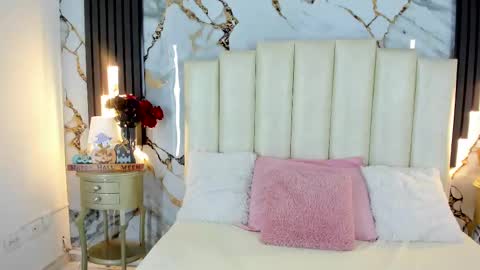 Lilith  online show from 10/21/25, 05:19