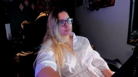 lilithmystic01 online show from 01/18/25, 11:11