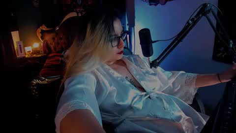 lilithmystic01 online show from 01/20/25, 03:26