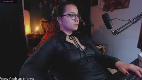 lilithmystic01 online show from 02/13/25, 01:05