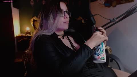 lilithmystic01 online show from 02/13/25, 06:38