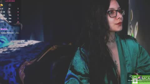lilithmystic01 online show from 05/09/26, 01:16