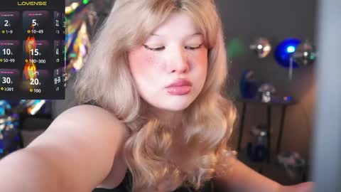 Snapshot of lilithnelson chatting on 05/03/26, 01:55 LilithNelson online show from 05/03/26, 01:55