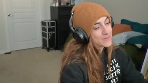 L online show from 12/18/24, 08:03