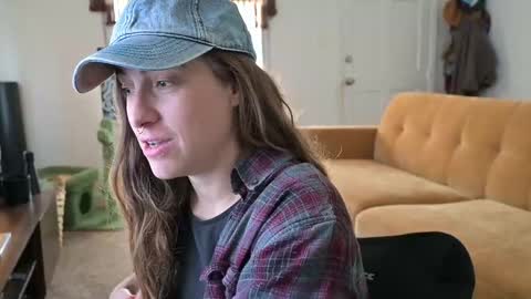 L online show from 09/25/25, 04:32