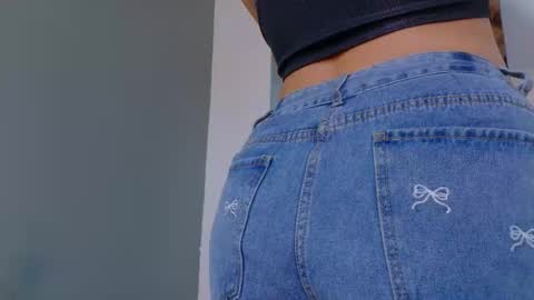 Snapshot of lilithsmith__ chatting on 01/10/26, 11:23 lilithsmith__ online show from 01/10/26, 11:23