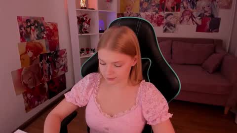 lilitrosen online show from 09/24/25, 05:38