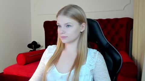 lilitrosen online show from 09/30/25, 05:40