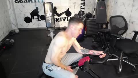 Snapshot of liljames_ chatting on 11/27/25, 07:49 Lil James online show from 11/27/25, 07:49