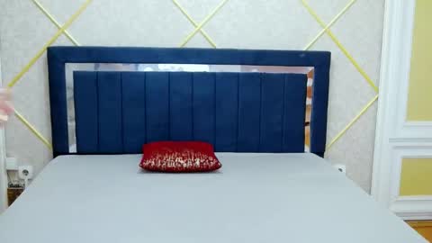 Nina  Asiral online show from 12/02/25, 10:38