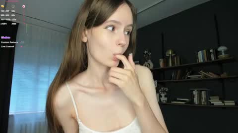 Snapshot of lilkiti chatting on 05/10/26, 08:08 Kiti online show from 05/10/26, 08:08