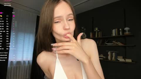 Snapshot of lilkiti chatting on 05/20/26, 08:53 Kiti online show from 05/20/26, 08:53