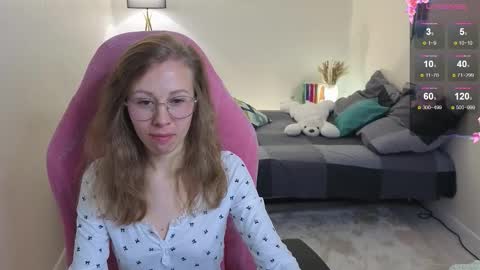 Maria online show from 10/06/25, 01:47