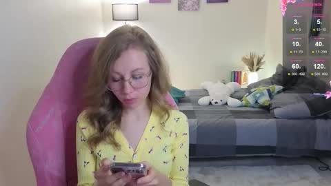 Maria online show from 10/10/25, 02:21