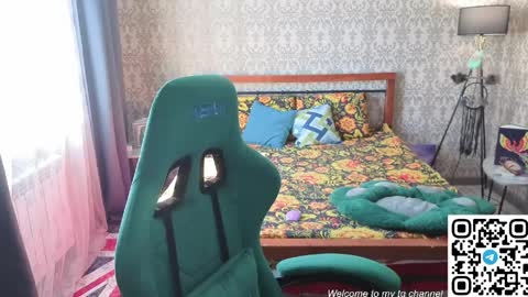 Snapshot of lill_mary chatting on 05/15/26, 04:08 Maria online show from 05/15/26, 04:08