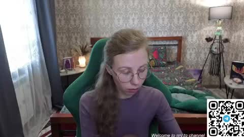 Snapshot of lill_mary chatting on 05/23/26, 05:56 Maria online show from 05/23/26, 05:56
