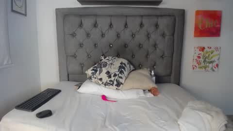 Snapshot of lillebbw_sweet chatting on 02/08/25, 11:12 lille online show from 02/08/25, 11:12