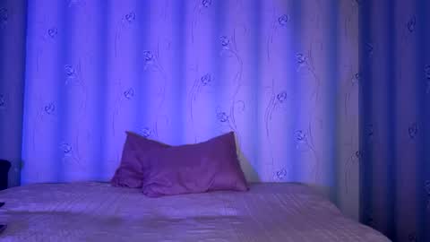 Lillian online show from 03/21/26, 08:19