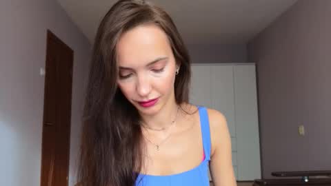 Lillian online show from 09/29/25, 04:50