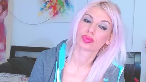 Lara online show from 02/21/25, 11:10