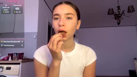 Amelia online show from 03/06/26, 06:10