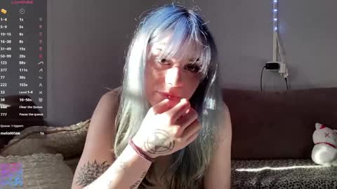 Snapshot of lillianhusk chatting on 05/09/26, 01:27 Amelia online show from 05/09/26, 01:27